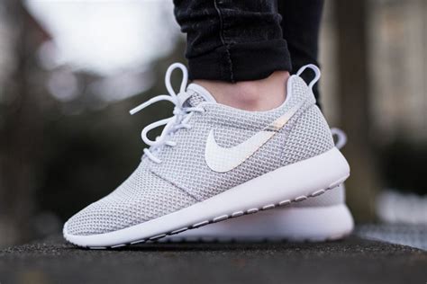 roshe run nike zwart|Nike Roshe run women cheap.